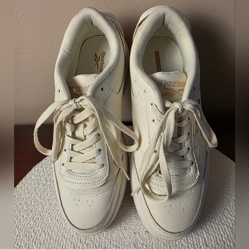 Reebok Cream G Tech Leather Court Athletic Shoes